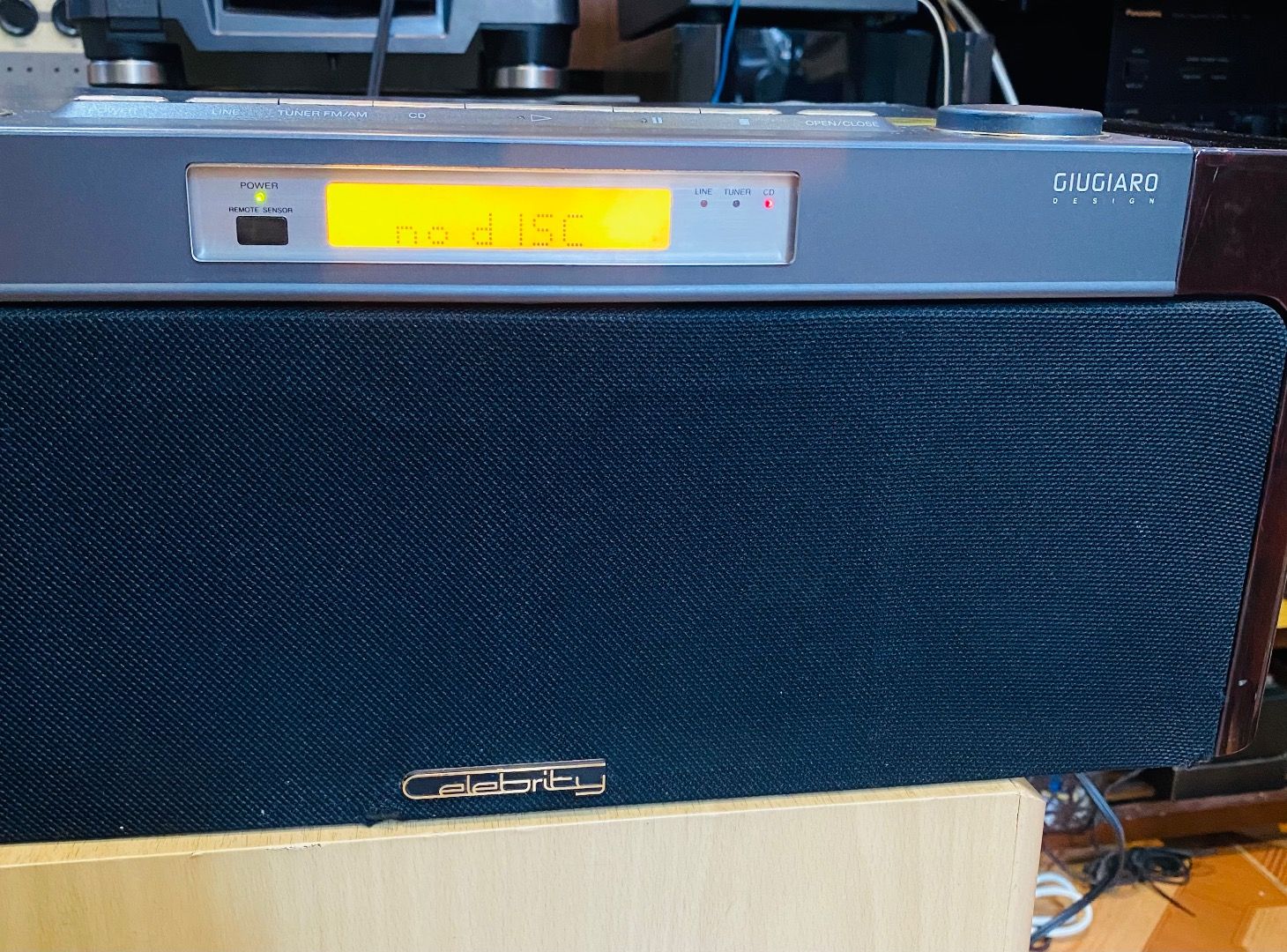 SONY CELEBRITY D-3000 GIUGIARO DESIGN ラジオ・コンポ SONY
